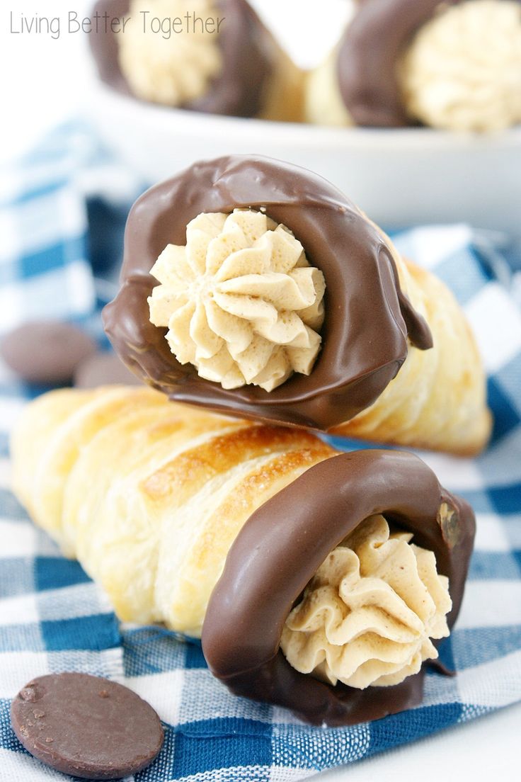 No-Mold Dark Chocolate Cream Horns: Use Ice Cream Cones!